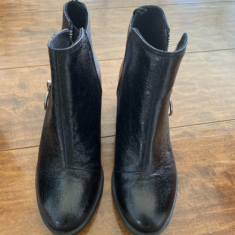 H&M black crinkle faux leather boot